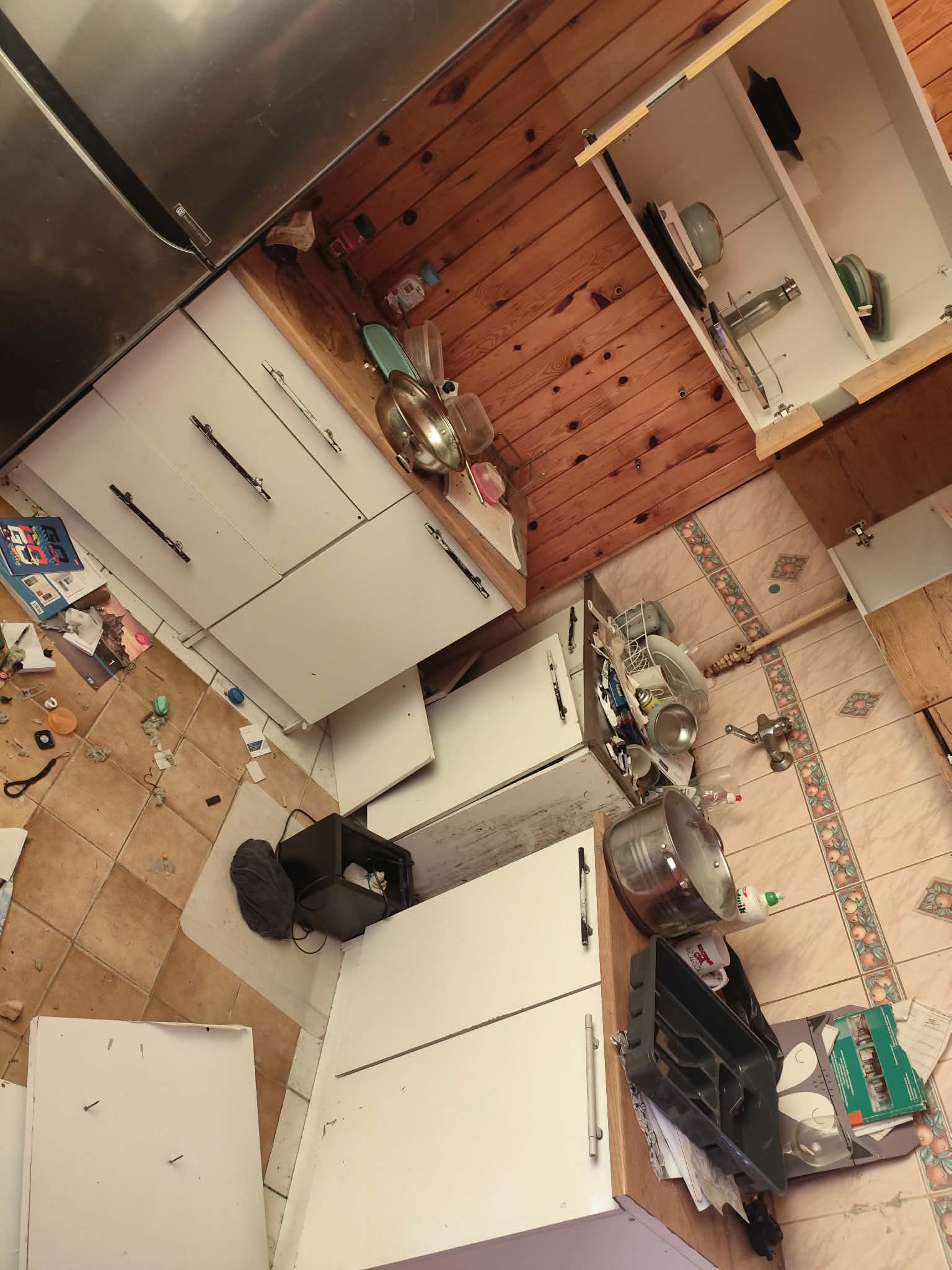 Kompleksowe opróżnienie mieszkania po poprzednim lokatorze. — przed wykonaniem zlecenia, zdjęcie 4